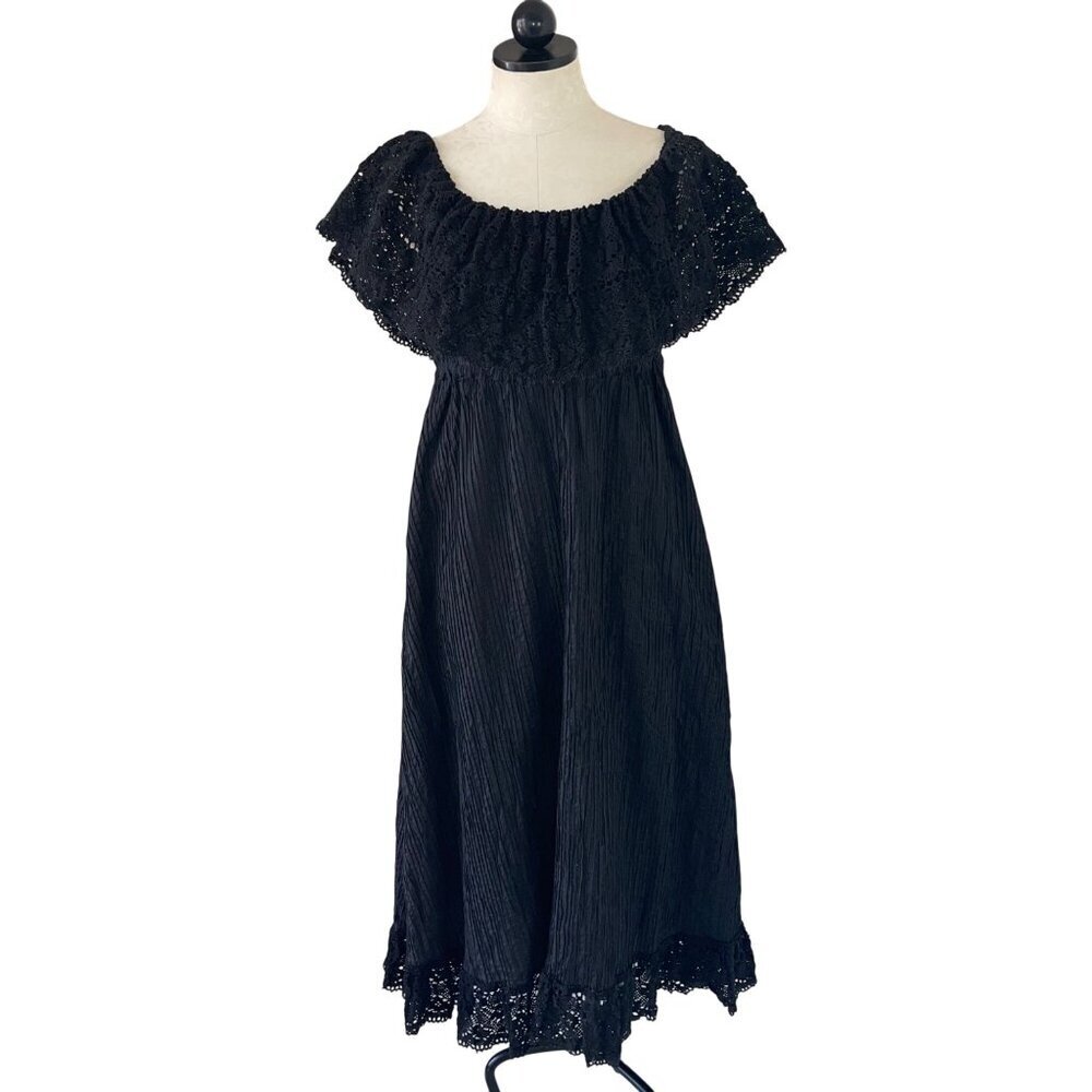 Vintage Womens Dress Size Large Black Pintuck Crochet Lace Trim Bohemia